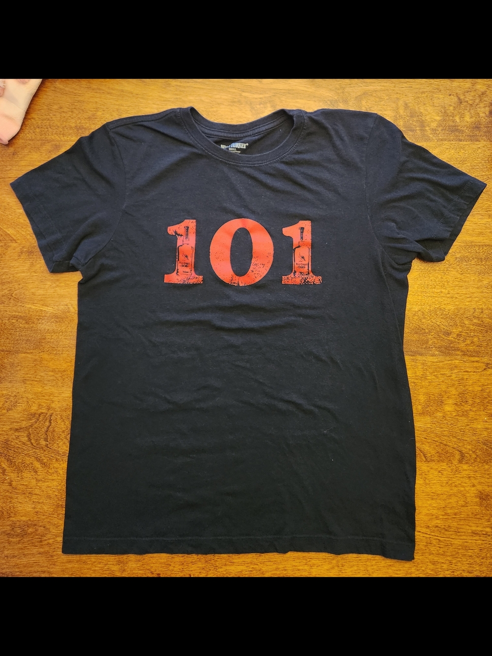 Black 101 Wild Turkey Tshirt Size Small Guc